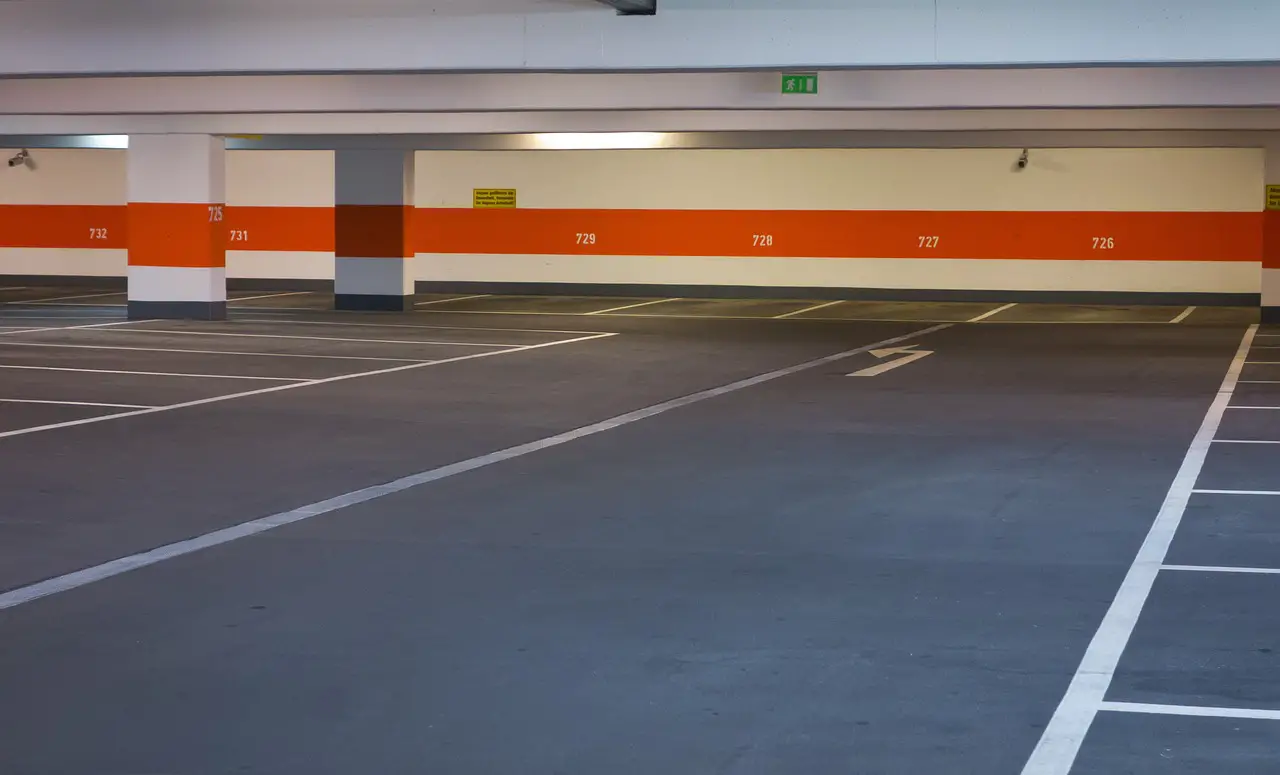 Waar kun je gratis parkeren bij de bibliotheek in Zwolle?
